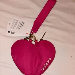 Lululemon Dual Pouch Wristlet *Heart